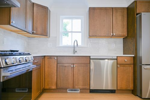 10 Ashwood Street, Worcester, MA, 01604 | Card Image