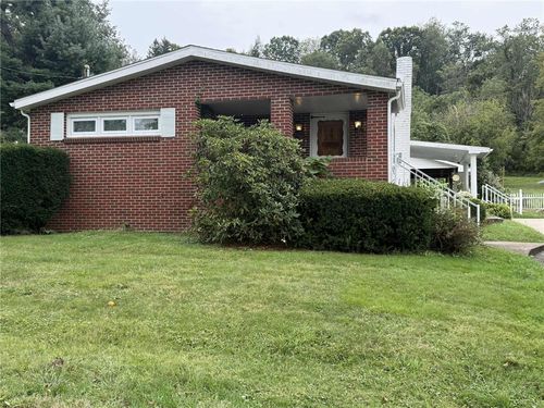 44 E Church St, Fairchance, PA, 15436-1239 | Card Image
