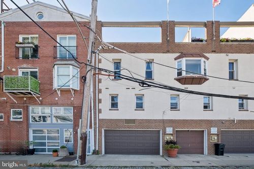 315-315 N Front St, PHILADELPHIA, PA, 19106-1410 | Card Image