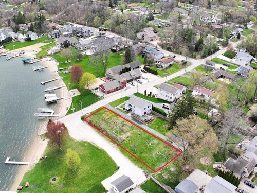 S71W19044 Hillview Drive, Muskego, WI, 53150 | Card Image