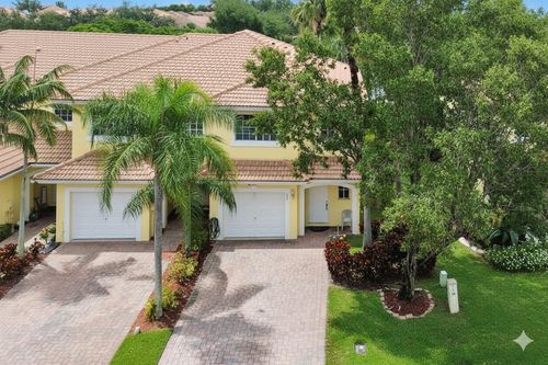 1055 Imperial Lake Rd, West Palm Beach, FL, 33413-1077 | Card Image