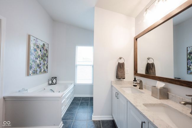 14030 Avalon East Dr, House other with 4 bedrooms, 4 bathrooms and null parking in Fishers IN | Image 31