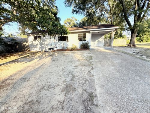 332 Lodi Dr, Pearl, MS, 39208-4142 | Card Image