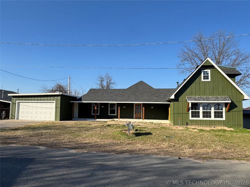 411 Booker T Washington St, Eufaula, OK, 74432-5894 | Card Image