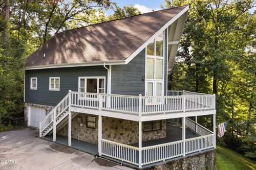 3639 Birds Creek Rd, Sevierville, TN, 37876-9016 | Card Image