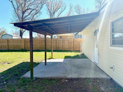 2206 Addiebelle St, Marshall, TX, 75672-7032 | Card Image