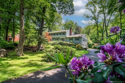12 Winding Brook Ln, Redding, CT, 06896-1917 | Card Image