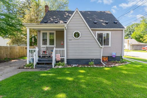 157 N Genesee St, Montrose, MI, 48457-9701 | Card Image