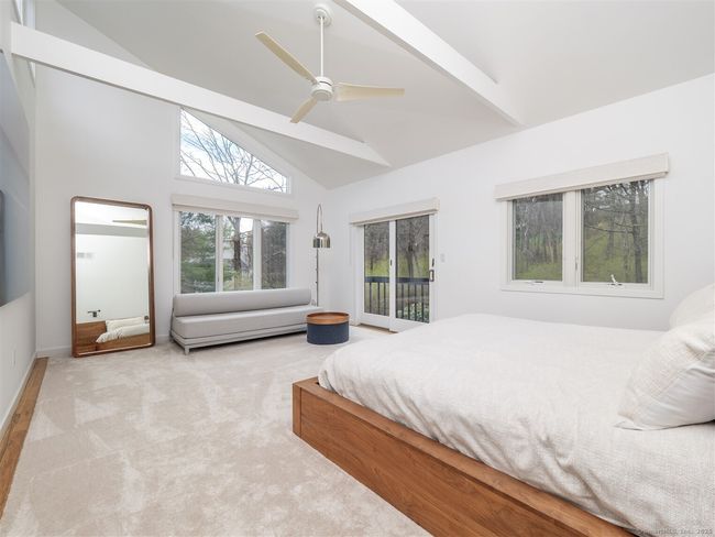 Primary Bedroom - with Balcony | Image 21