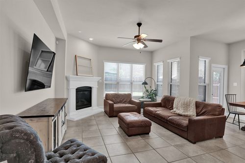 10613 Fort Davis Pl, Mckinney, TX, 75071-6934 | Card Image