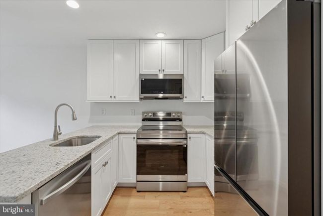 235 Copper Beech Dr, Townhouse with 3 bedrooms, 3 bathrooms and null parking in BLUE BELL PA | Image 12