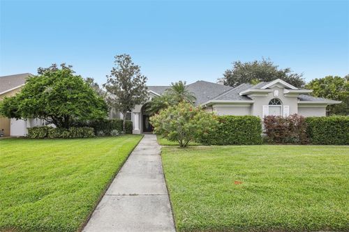 2903 Mossy Timber Trl, Valrico, FL, 33596-7949 | Card Image