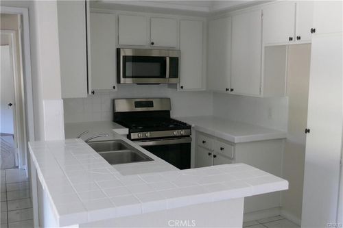 unit-b206-700 W 3rd St, Santa Ana, CA, 92701-5402 | Card Image