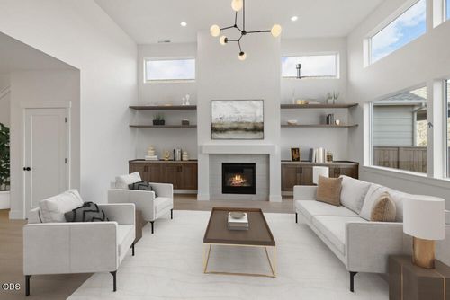3064 Ne Brownstone Place, Bend, OR, 97701 | Card Image