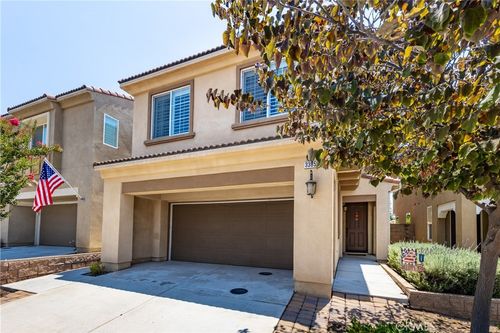 33853 Cansler Way, Yucaipa, CA, 92399-6984 | Card Image