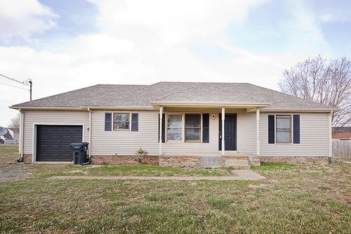 927 Arrow Cir, Oak Grove, KY, 42262-9396 | Card Image