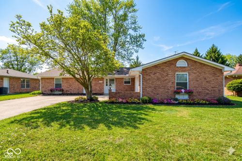 9541 Gemini Dr, Indianapolis, IN, 46229-1219 | Card Image