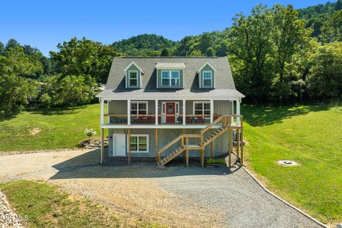 306 Silver Oaks Trl, Butler, TN, 37640 | Card Image