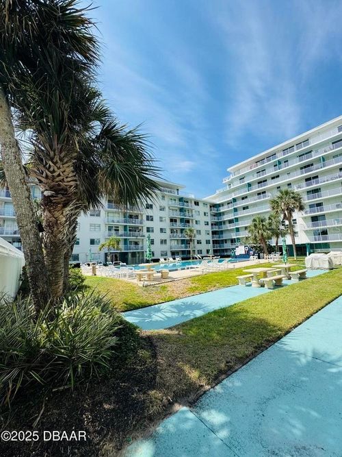 602-2727 N Atlantic Ave, Daytona Beach, FL, 32118-3010 | Card Image