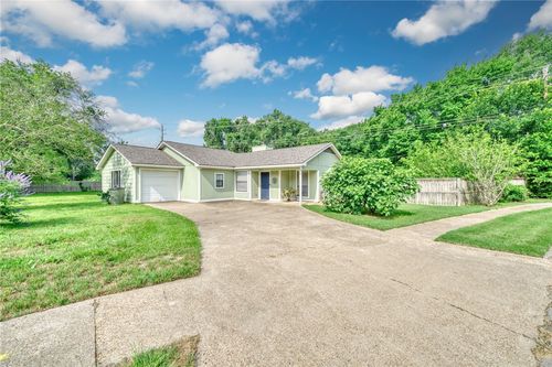 2812 Shirewood Dr, Bryan, TX, 77807-9719 | Card Image