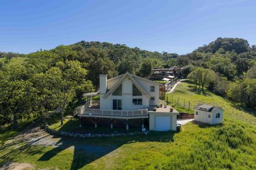 20510 Cachagua Rd, Carmel Valley, CA, 93924-9370 | Card Image
