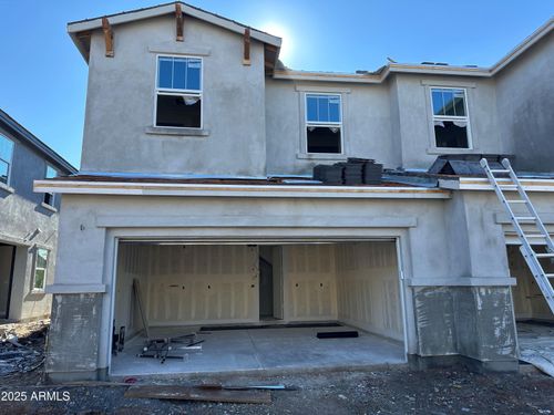 5825 E Zachary Dr, Phoenix, AZ, 85054-5842 | Card Image