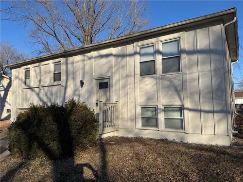 816 S Montclaire Drive, Olathe, KS, 66061 | Card Image