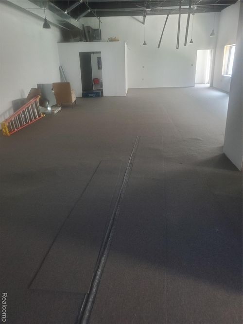 8817 Epworth St, Detroit, MI, 48204-2958 | Card Image