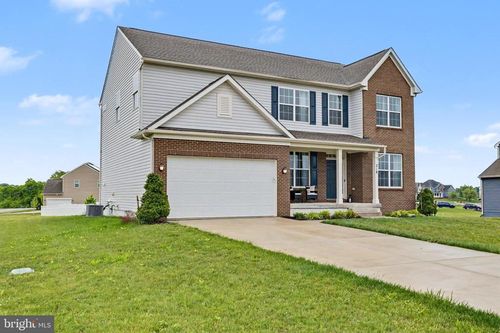 218 Haybine Dr, Shenandoah Junction, WV, 25442-4845 | Card Image