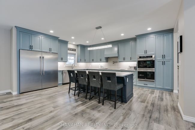 3167 Broadway St, House other with 4 bedrooms, 4 bathrooms and 4 parking in Brooke Alvinston ON | Image 12