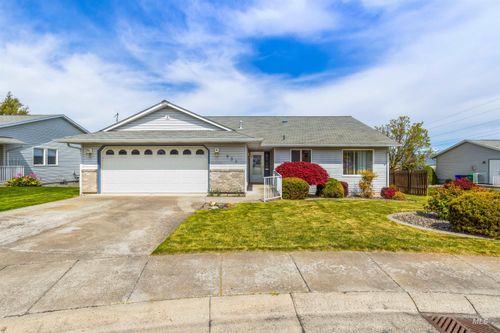 933 Cypress Court, Lewiston, ID, 83501 | Card Image