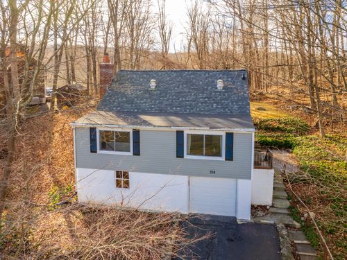 318 Mountain Road, Ridgefield, CT, 06877 | Card Image