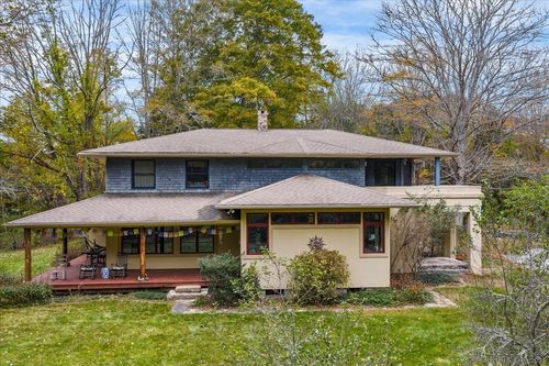 39 Hewitt Rd, North Stonington, CT, 06359-1329 | Card Image