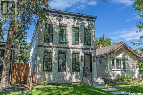 1029 Colony St, Saskatoon, SK, S7N0S3 | Card Image