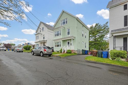 105 Andrews St, Fall River, MA, 02724-1741 | Card Image