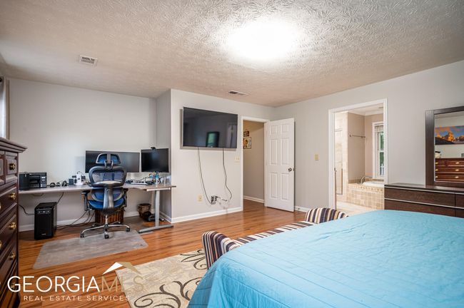 970 Cranberry Crk, House other with 4 bedrooms, 3 bathrooms and 2 parking in Roswell GA | Image 30