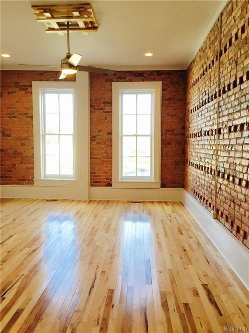 apt-b-109 S Saginaw St, Holly, MI, 48442-2115 | Card Image