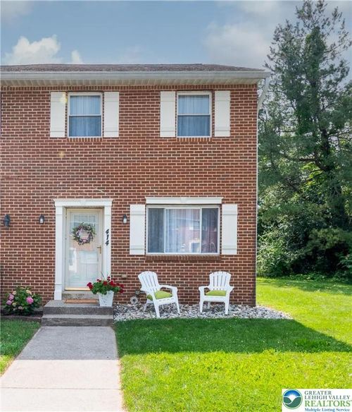 414 S Saint George St, Allentown, PA, 18104-6769 | Card Image