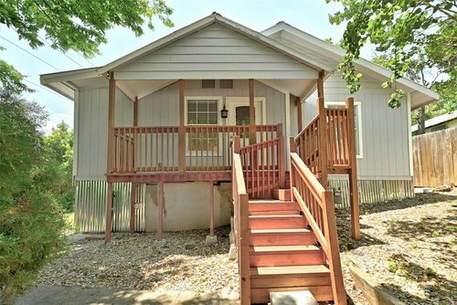 1200 Walnut Ave, Austin, TX, 78702-1529 | Card Image