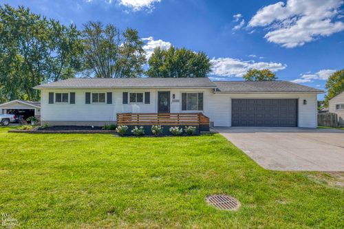26380 Beamer St, Harrison Township, MI, 48045-2510 | Card Image