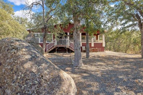 43800 Old Stage Road, Posey, CA, 93260 | Card Image