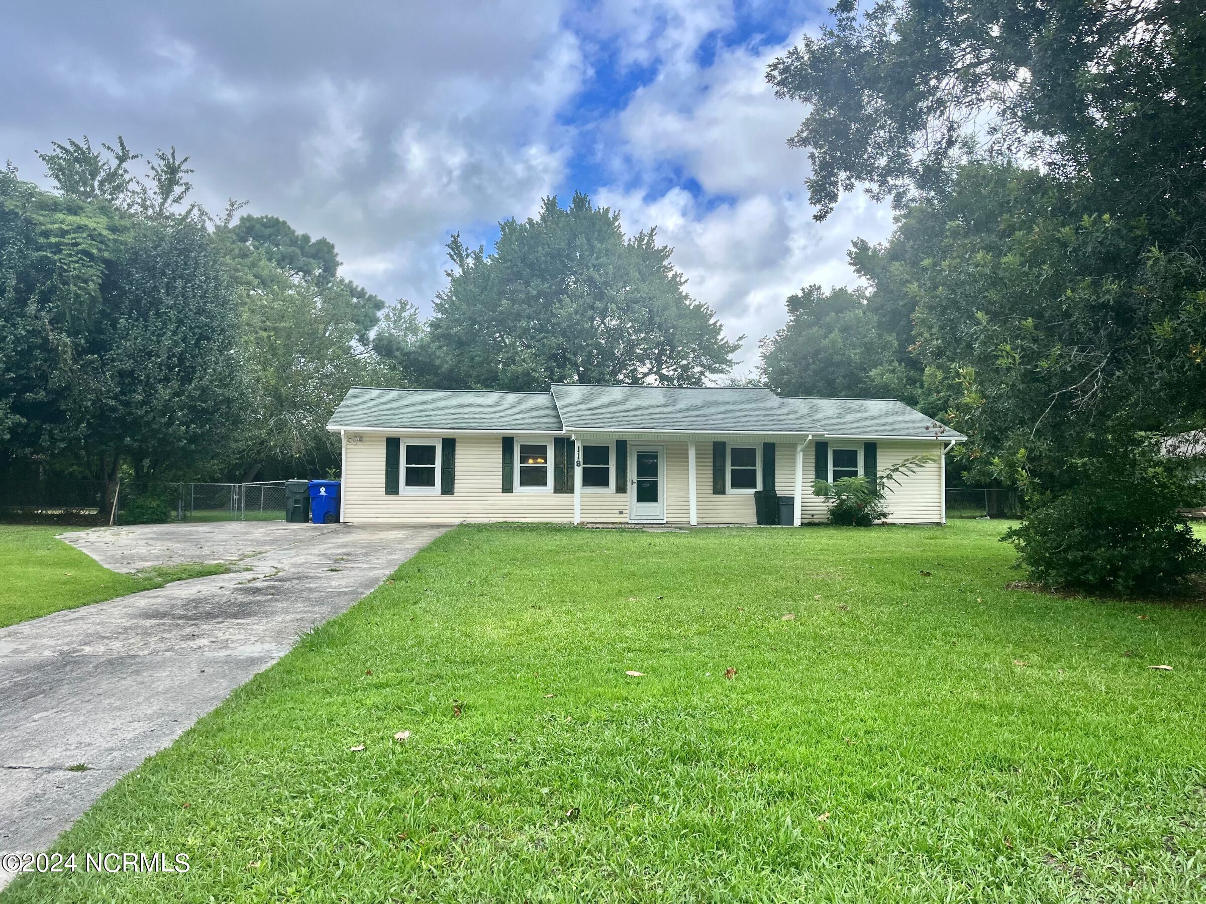 Palmetta Dr, Newport, NC 28570