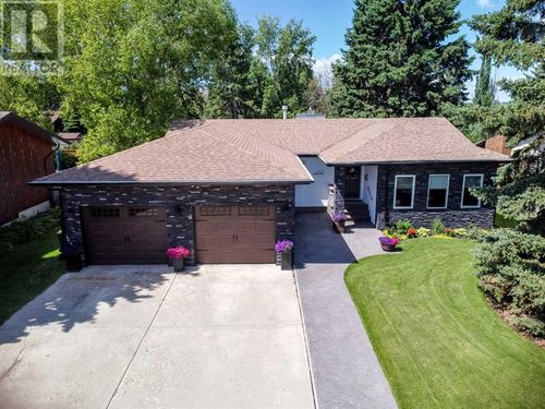 355 Barrett Dr, Red Deer, AB, T4R1J1 | Card Image