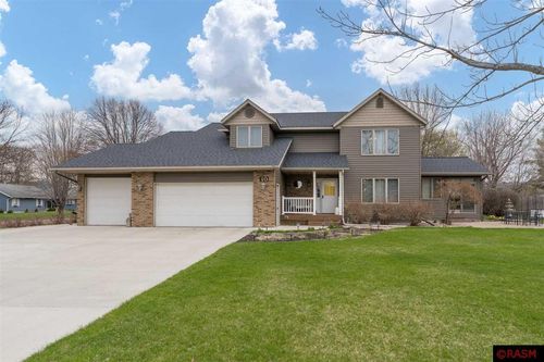 10 Cardinal Ct, North Mankato, MN, 56003-1634 | Card Image