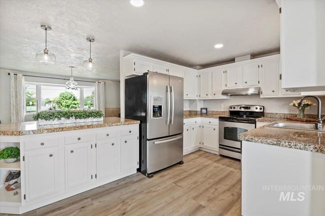 632 N Edgewood Ln, House other with 4 bedrooms, 2 bathrooms and 1 parking in Eagle ID | Image 9