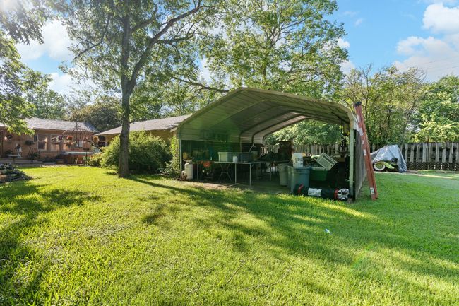 View of yard featuring a carport | Image 35
