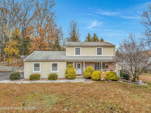 1 Rockledge Dr, Mountain Top, PA, 18707-1952 | Card Image