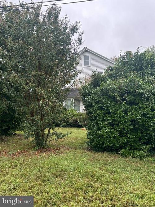 622 Essex Street, TAPPAHANNOCK, VA, 22560 | Card Image