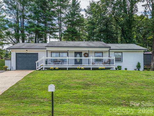 7 Southwicke Dr, Arden, NC, 28704-8455 | Card Image