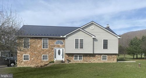 43 Maple Rd, MIFFLINTOWN, PA, 17059-8760 | Card Image